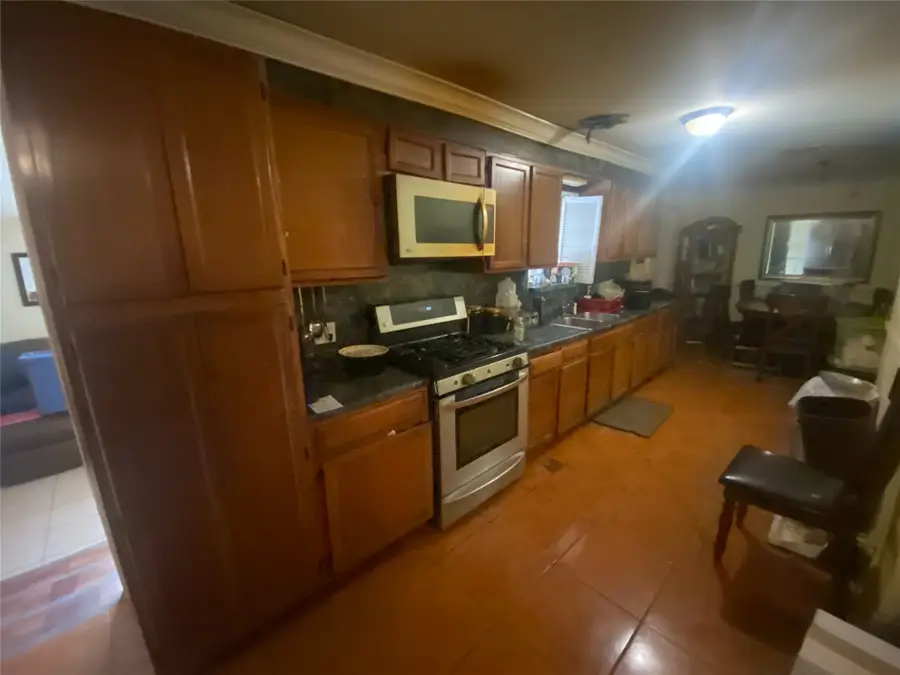 8402 Darlington Drive, Houston, TX 77028 - Image #3