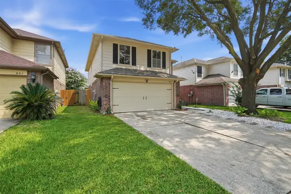 807 Oak West Drive, Houston, TX 77073