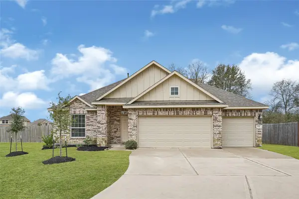 696 W Linnwood Drive, Woodbranch, TX 77357
