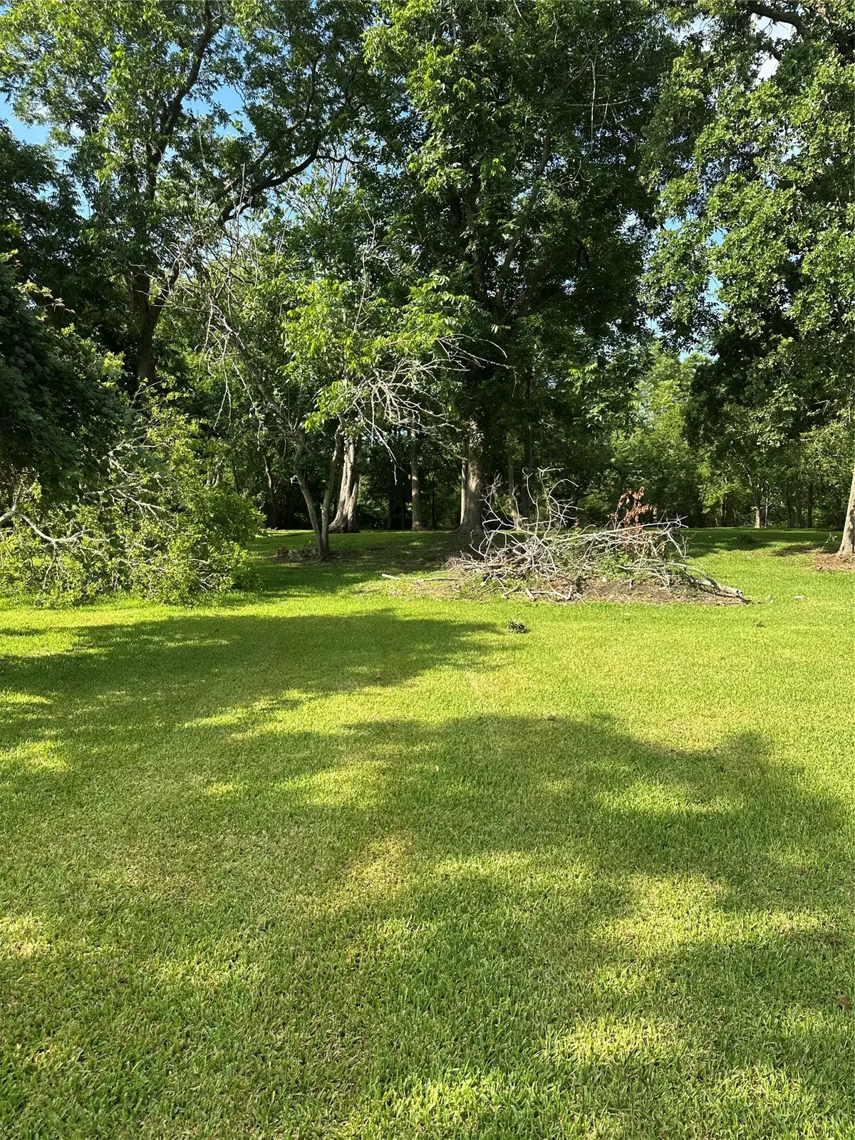 2307 E James Street, Baytown, TX 77520 - #1