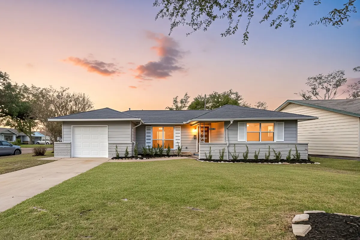 8646 Kempridge Street, Houston, TX 77080 - Image #1