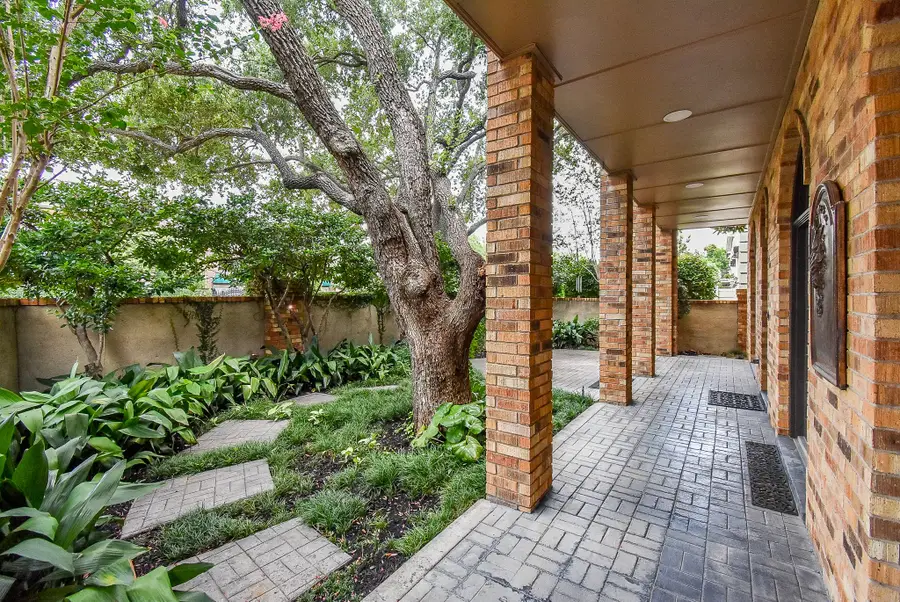 1601 Nantucket Drive #A, Houston, TX 77057 - #2