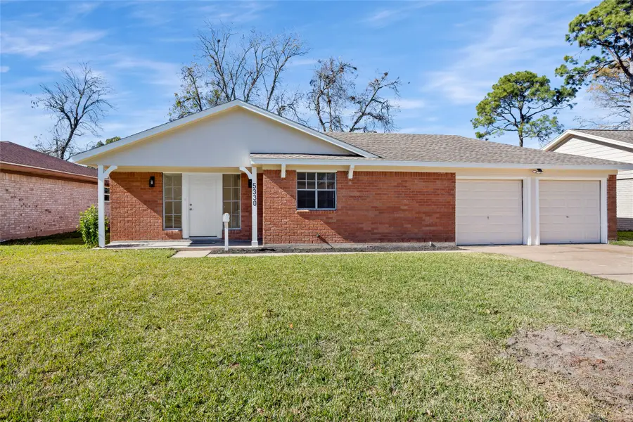 5330 Royal Oak Drive, Texas City, TX 77591 - #2