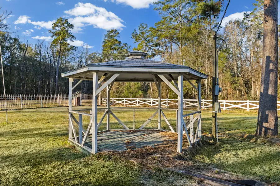 631 Fm 253 Road, Buna, TX 77612 - Image #3