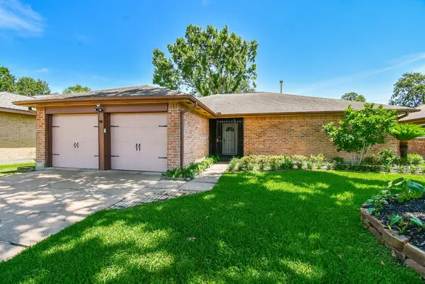 3715 Golders Green Drive, Houston, TX 77082
