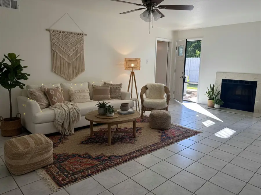 10859 Braes Bend Drive, Houston, TX 77071 - Image #2