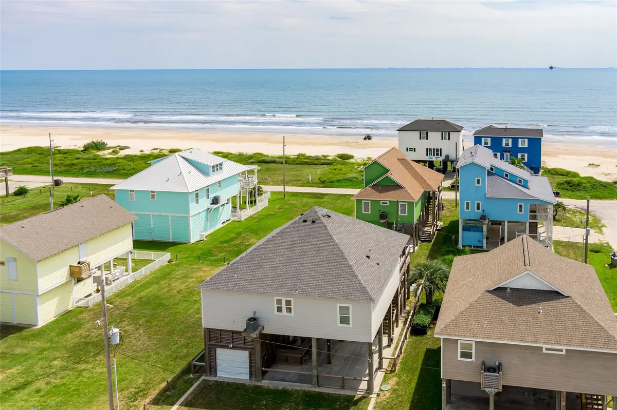 1326 Sunrise, Crystal Beach, TX 77650 - #1