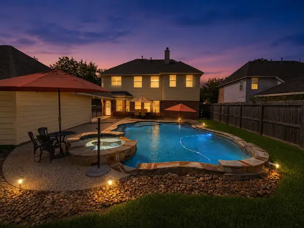 2222 Scenic Shore Drive, Seabrook, TX 77586