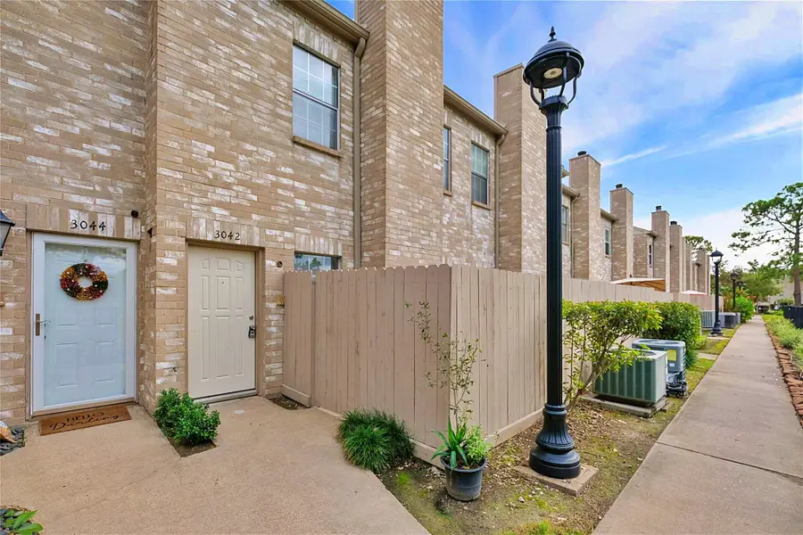 3042 Holly Hall Street #3042, Houston, TX 77054 - #3