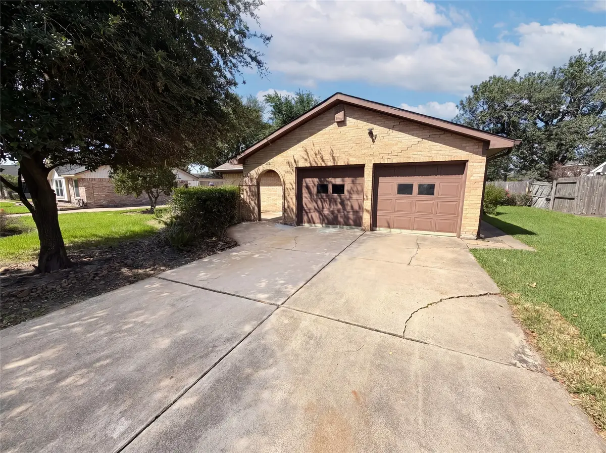 342 Queenstown Road, Houston, TX 77015 - #1