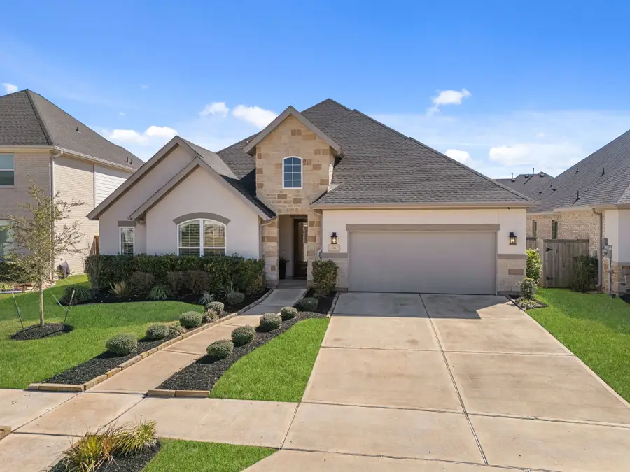 1906 Delta Oaks Drive, Missouri City, TX 77459 - Image #2