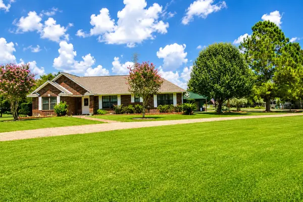 1643 County Road 540, Alvin, TX 77511