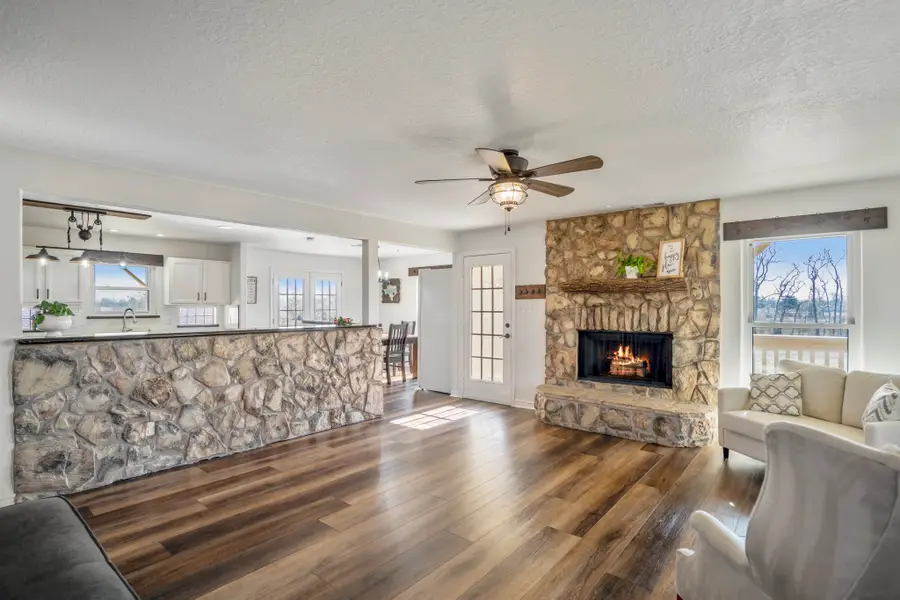 10009 County Road 168, Alvin, TX 77511 - #2