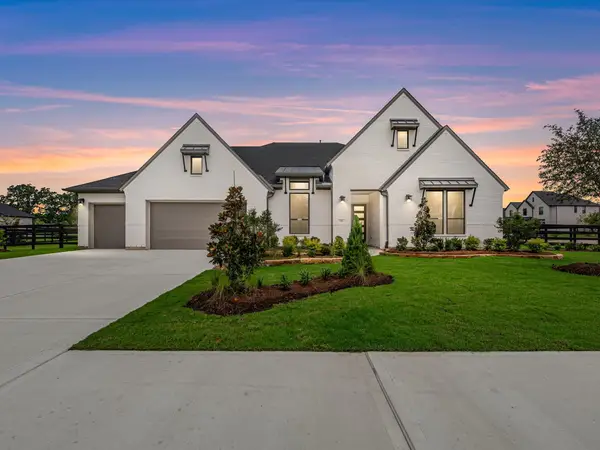 51 James Estates Drive, Fulshear, TX 77441