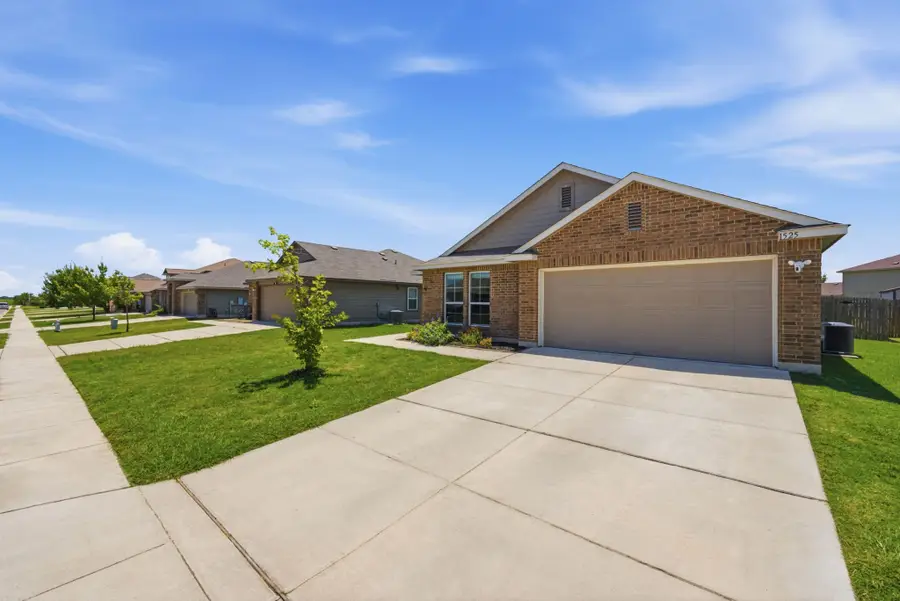 1525 Birmingham Drive, Seguin, TX 78155 - #2
