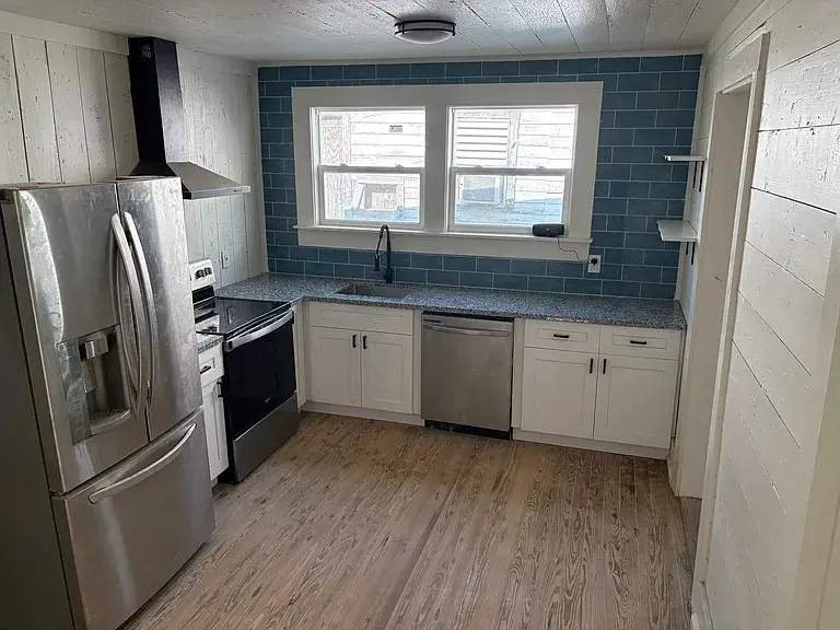 3122 Avenue M 1/2, Galveston, TX 77550 - #3