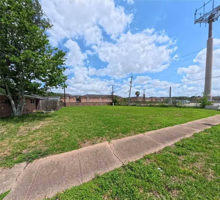 8907 Dover Street, Houston, TX 77061 - #3