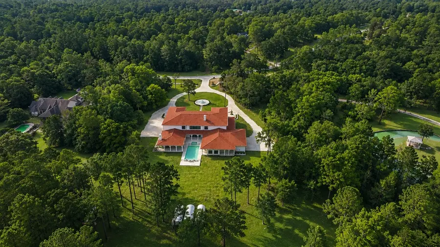 1031 Hunters Creek Way, Hockley, TX 77447 - #2