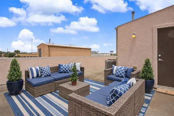 125 E 2nd Street, Houston, TX 77007