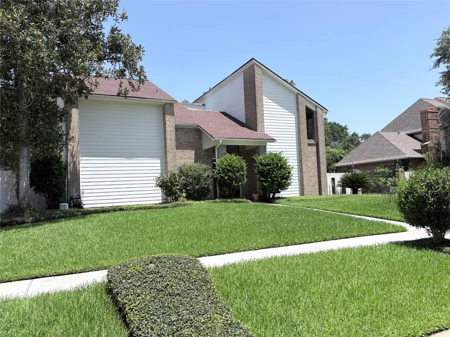 15823 Craighurst Drive, Houston, TX 77059 - #2