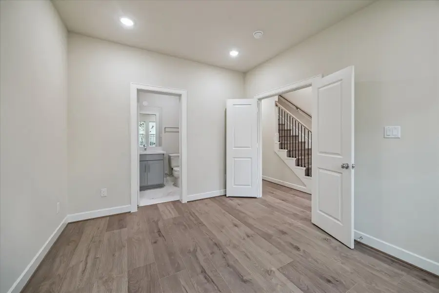 6332 Paddington Bend Drive, Houston, TX 77008 - #3