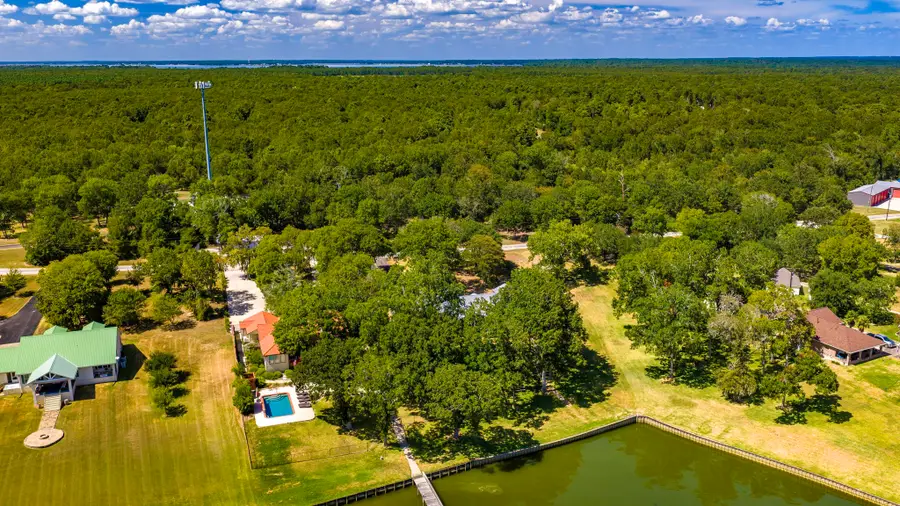 188 Old Post Road S, Livingston, TX 77351 - #2