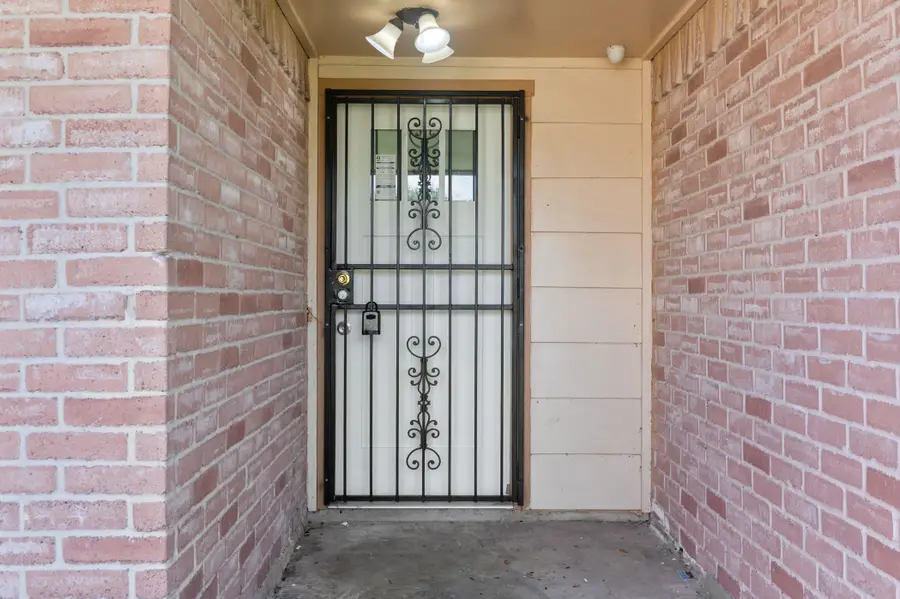 1435 Lazy Spring Drive, Missouri City, TX 77489 - #3