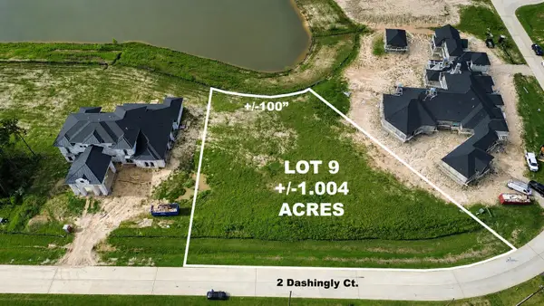 2 Dashingly Court, Tomball, TX 77377