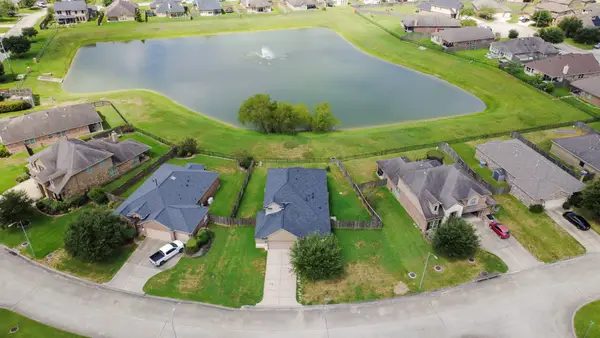 2126 Antler Trails Drive, Crosby, TX 77532