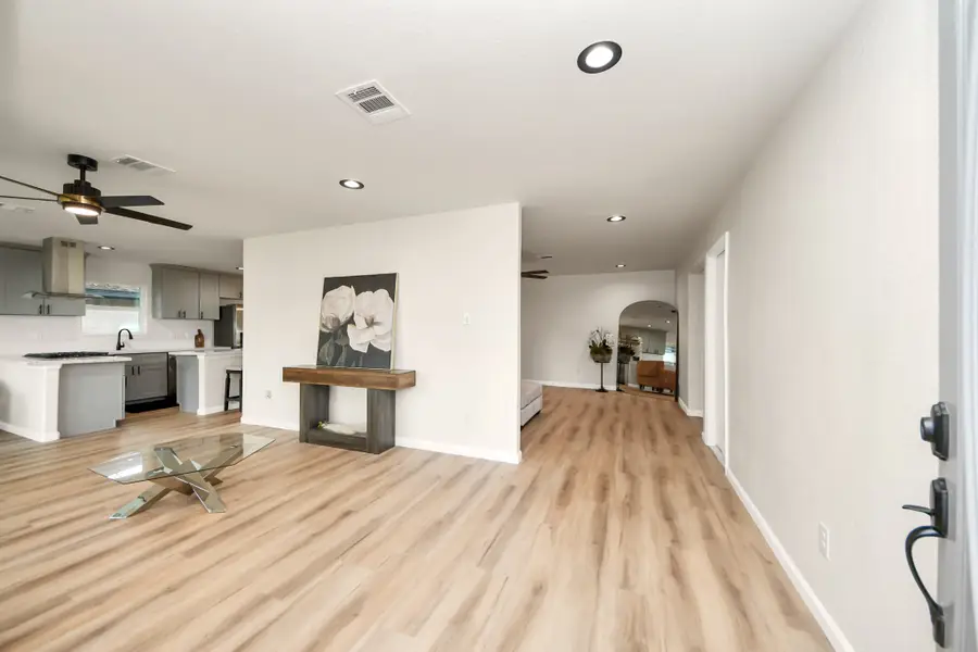2407 Crestdale Dr, Houston, TX 77080 - #3