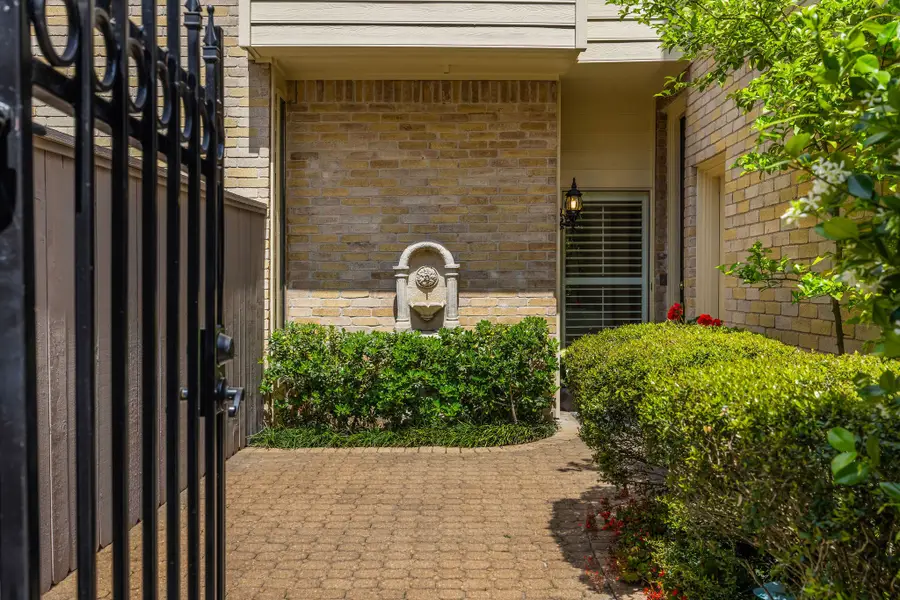 2118 Nantucket Drive #C, Houston, TX 77057 - #2