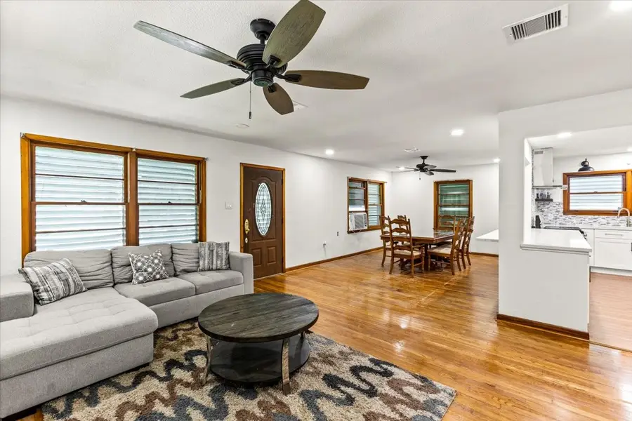 4827 Avenue Q 1/2, Galveston, TX 77551 - #3