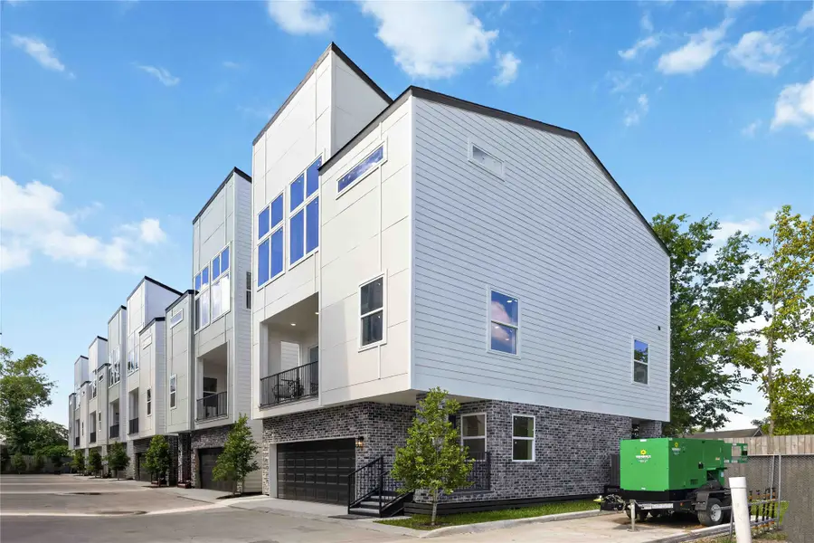316 Walthall #B, Houston, TX 77022 - #2