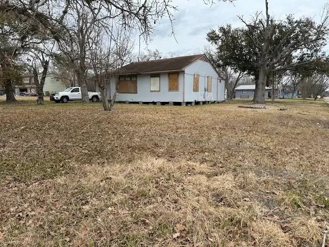 621 S Iowa, La Porte, TX 77571 - #2