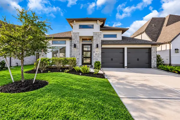 30047 Gold Finch Place, Fulshear, TX 77441