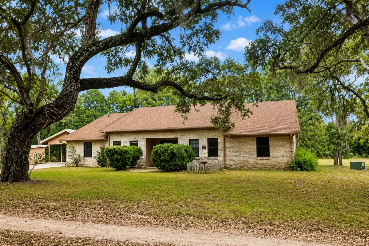 1135 Buescher Road, Columbus, TX 78934 - #1