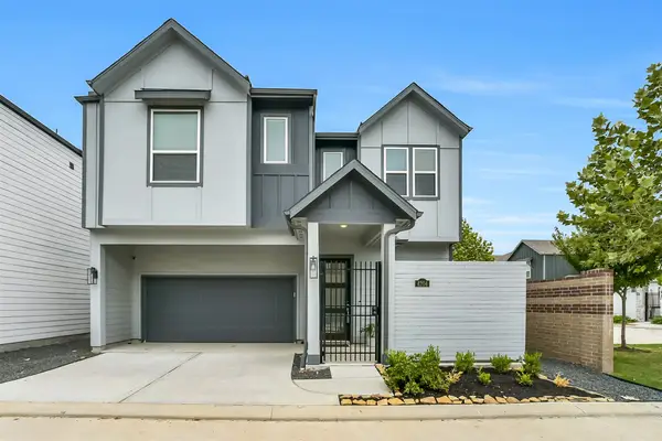 4204 Weathered Oak Drive, Houston, TX 77080