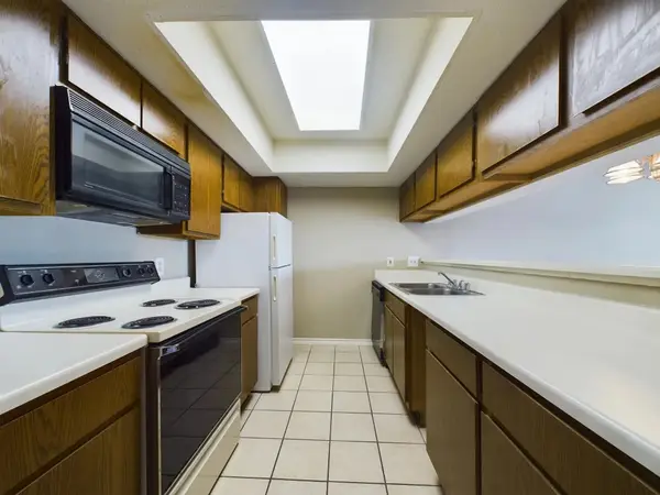2824 S Bartell Drive #32, Houston, TX 77054