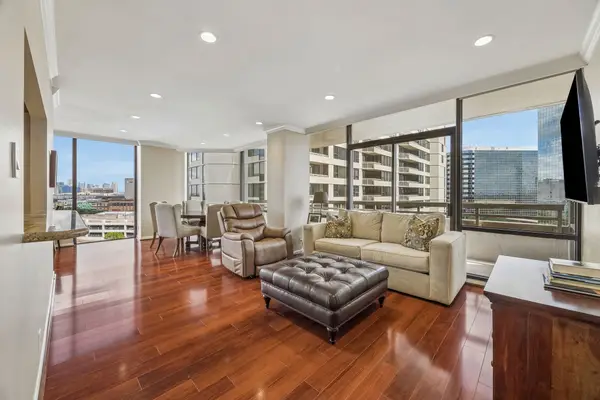 15 Greenway Plaza #10E, Houston, TX 77046