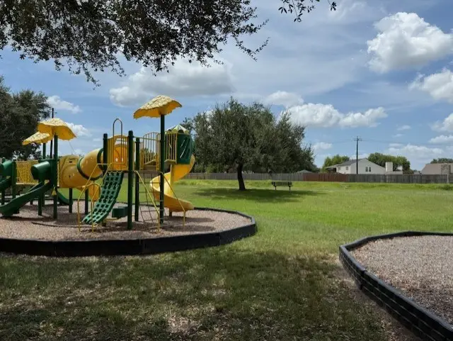501 Valley Brook Drive, La Porte, TX 77571 - #2