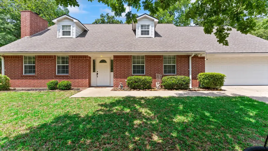 1928 Greentree Drive, Huntsville, TX 77340 - #2