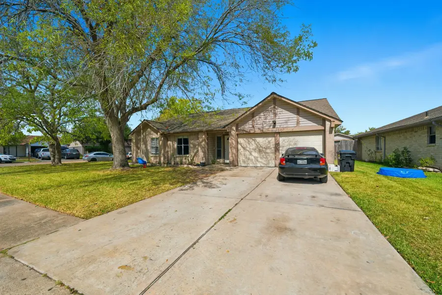 15830 Thistledew Drive, Houston, TX 77082 - Image #3