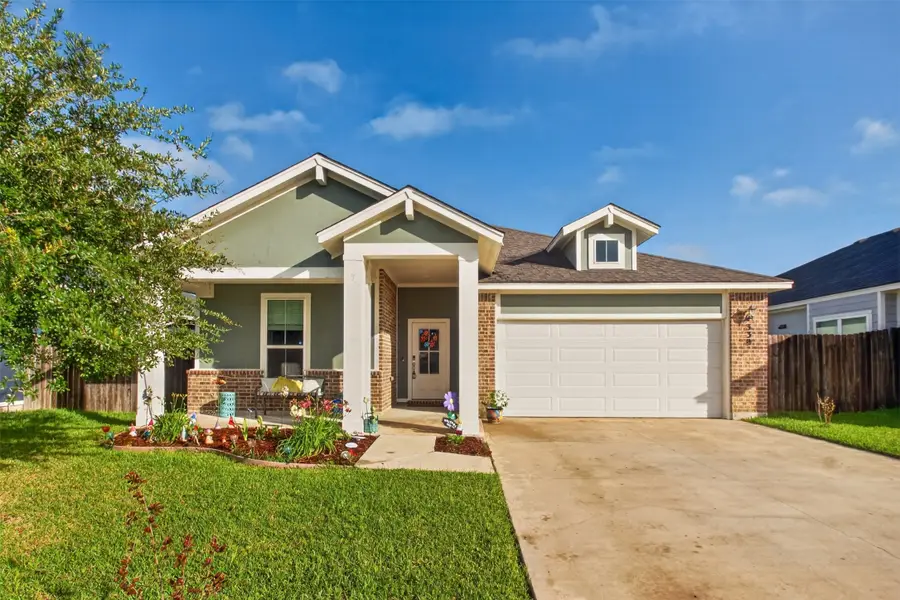 339 Brushy Creek, Victoria, TX 77904 - #2