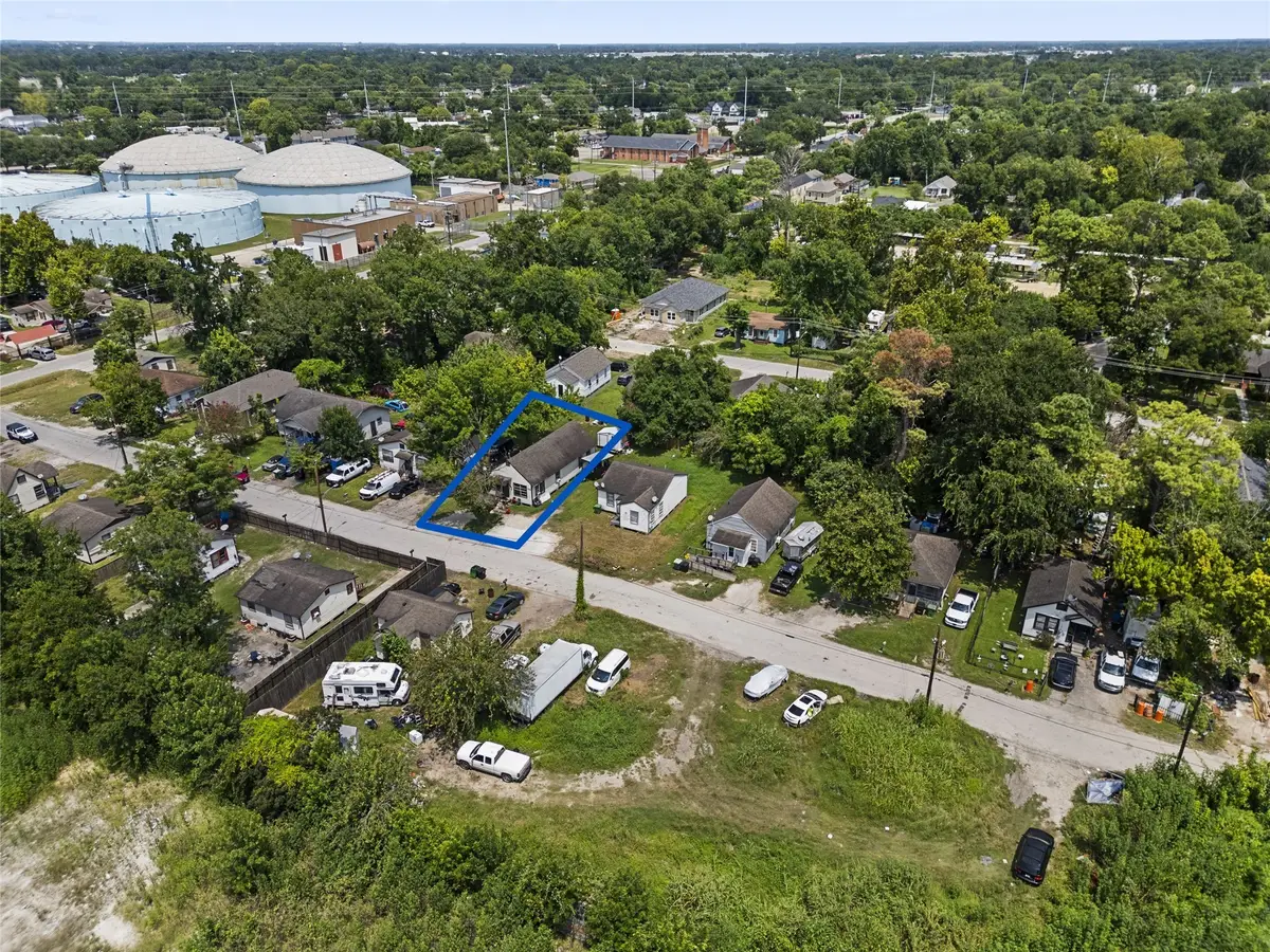 7330 Parkes Street, Houston, TX 77088 - Image #1