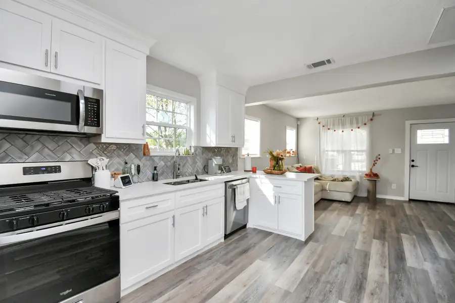 115 Morrell Street, Baytown, TX 77520 - #3