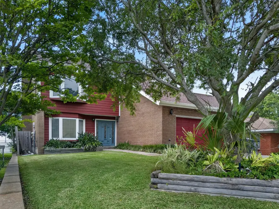 3213 Kleinmann Avenue, Galveston, TX 77551 - #3