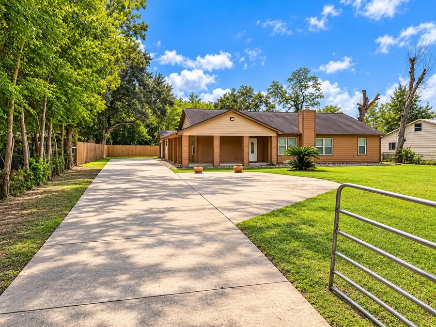 530 Marilyn Street, Fresno, TX 77545 - #3
