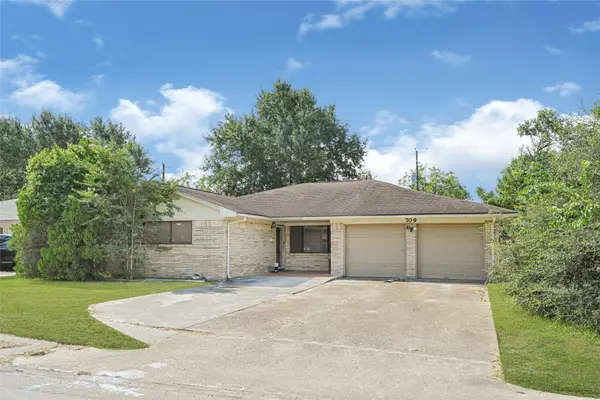709 Queens Road, Pasadena, TX 77502