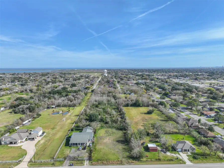 00 29th St, Texas City, TX 77590 - #3