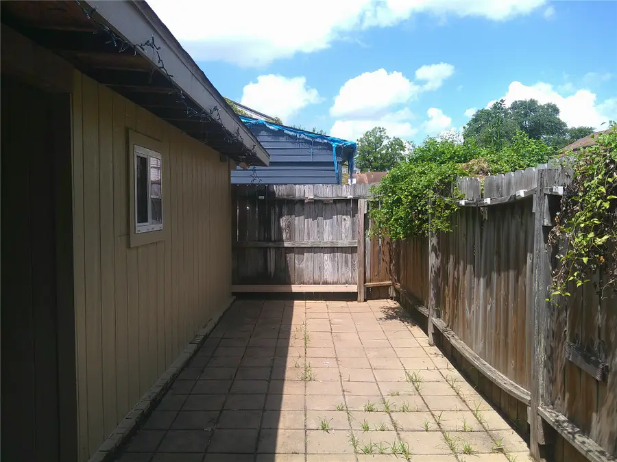 12435 W Village Drive #A, Houston, TX 77039 - #3